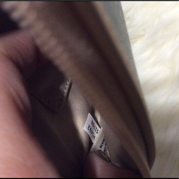 New Coach Logo Green Saffiano Leather Bag Wristlet Authentic - Picture 7 of 10